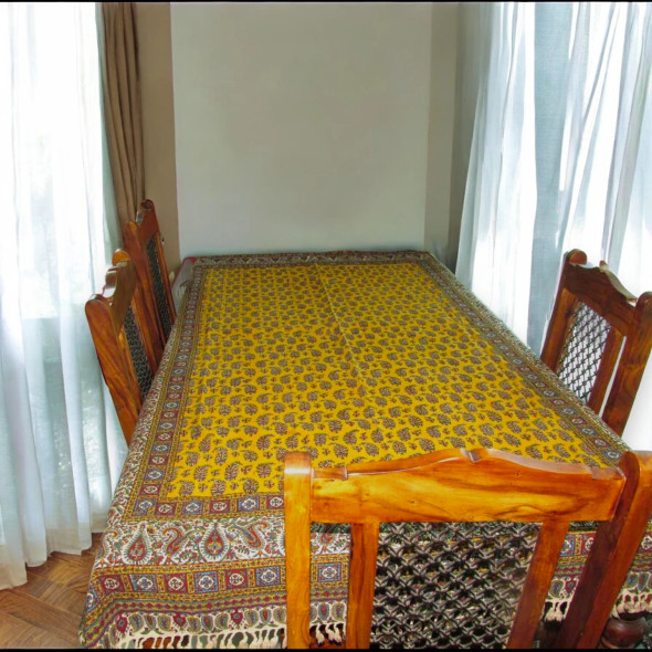 Artisan Artisan Ghalamkari 200x140 Tapestry Table High-Resolution Product Shot