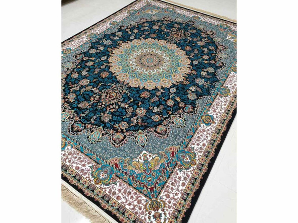 Exclusive Gift-worthy 3x4 Meter Blue Carpet Fine Craftsmanship Detail