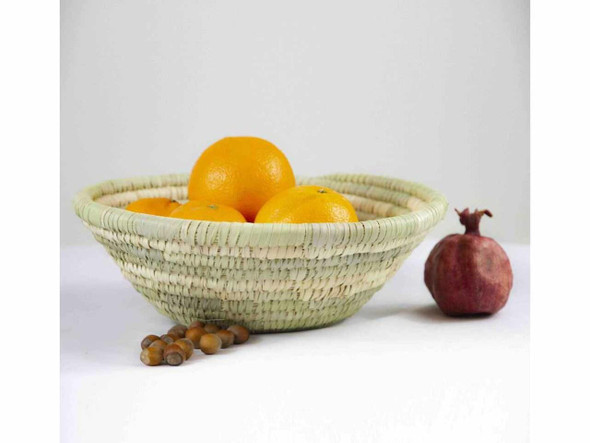 Exclusive Woven Mat Serving Bowl Fine Craftsmanship Detail