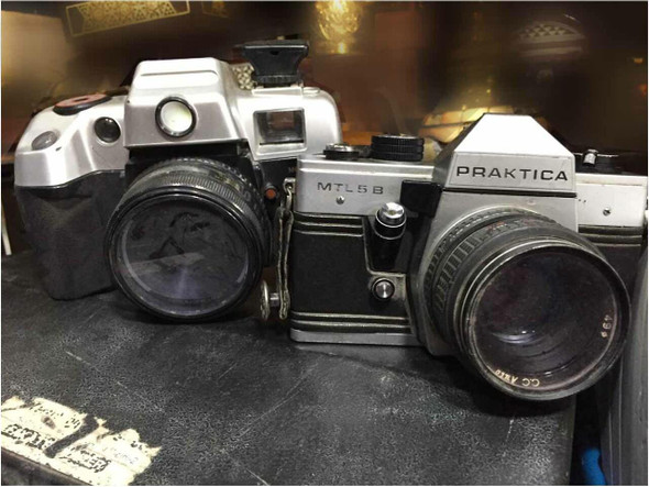 Assorted Collection Of Vintage Camera Old Camera Second Hand Camera | Luxury Heritage Decor & Unique Artisan Piece - Luxury Handcrafted Art Craftihouse Dubai
