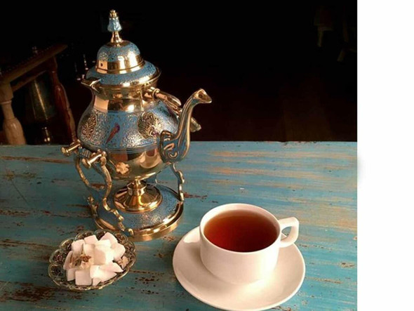 Exclusive Artisan Brass Tea warmer Fine Craftsmanship Detail