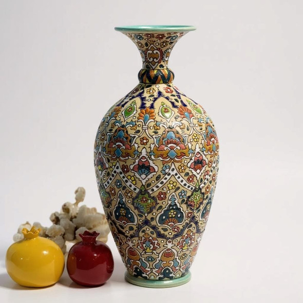 Luxury Handcrafted Pottery Flower Vase Premium Design Showcase