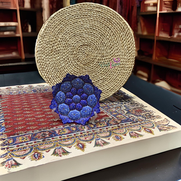 Close-up of the intricate hand-painted floral motifs and the glass-like fired finish on the 16 cm decorative Minakari copper plate.