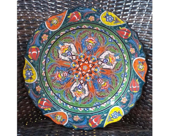 Green pattern Turkish ceramic dinner plate 30cm wall hanging Iznik handmade art gift