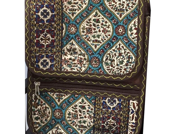 Luxury Green pattern  Shoulder bag Handmade ghalamkari Shoulder Bag , cotton bag Premium Design Showcase