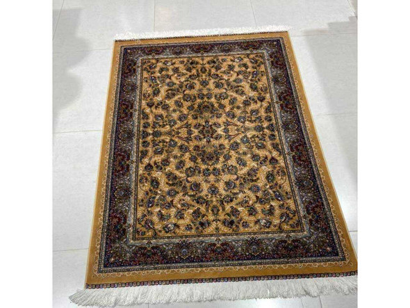 A professional presentation showcasing the 150x100 cm silk carpet highlighting its luxurious sheen and sophisticated color palette.
