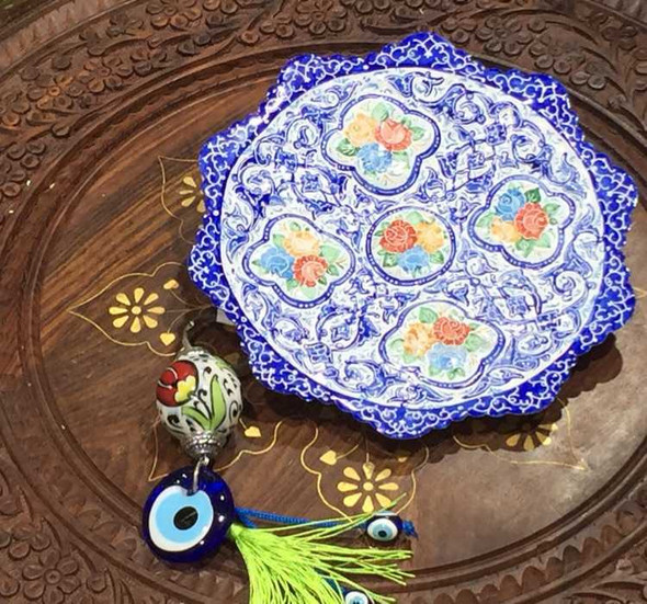 Full setting display of the traditional handmade unique art enamel decorative dish on a luxury tabletop, serving as an exceptional corporate giveaway token or elite VIP milestone travel memento.