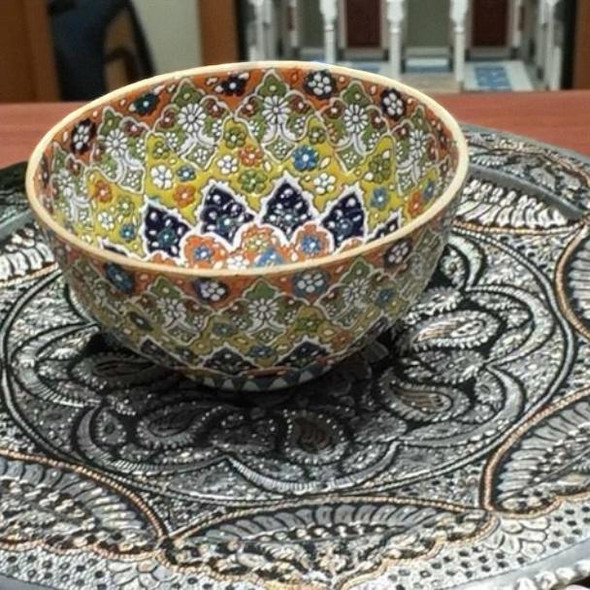 Artisan pottery embossed ceramic bowl 20 cm Artisan pottery embossed ceramic bowl 20 cm