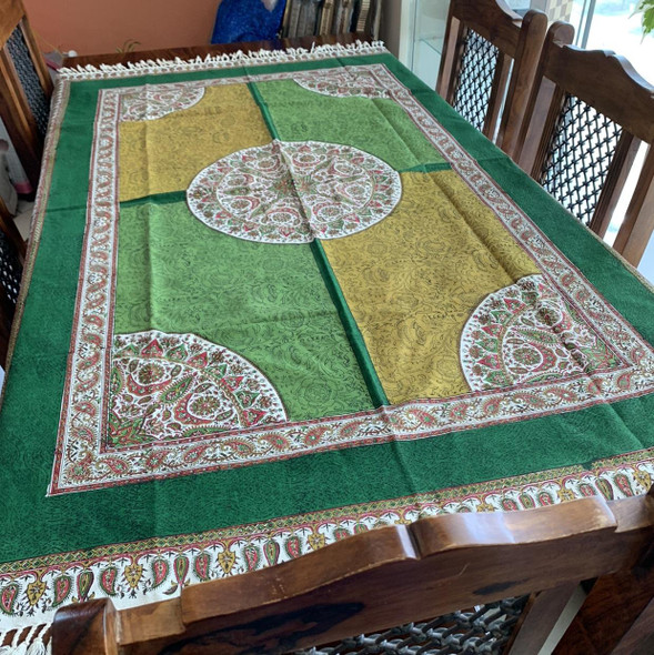 Artisan Artisan Green yellow pattern ghalamkari High-Resolution Product Shot