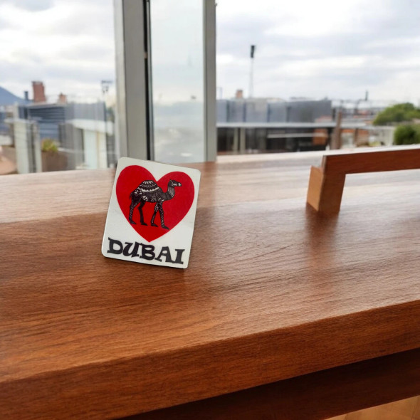 Exclusive Uae Dubai Heart Aluminum Camel Fine Craftsmanship Detail