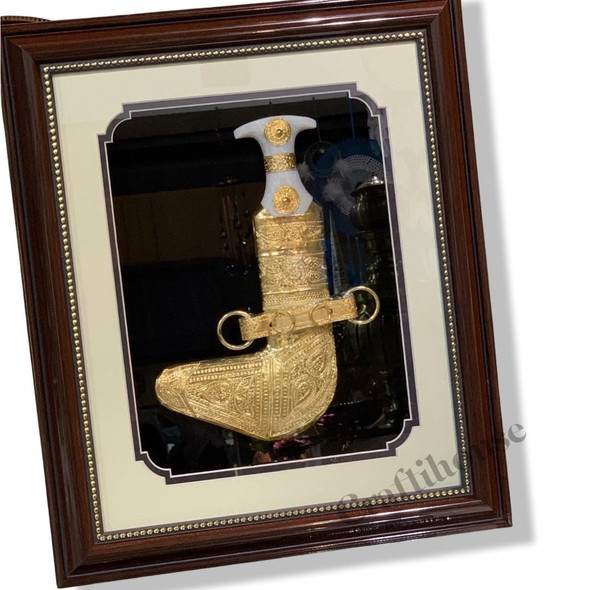 Framed Omani Khanjar Dagger Traditional | Sophisticated Boutique Accessory | Crafted In Dubai - Luxury Handcrafted Art Craftihouse Dubai