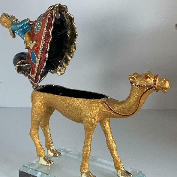 Camel Rider Man With Crystal | Sophisticated Arabian Mascot | Traditional Middle Eastern Memento - Luxury Handcrafted Art Craftihouse Dubai