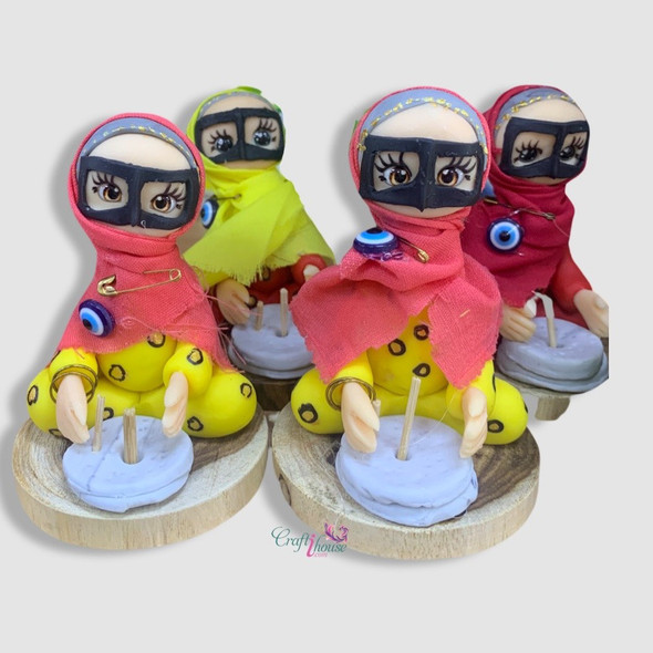 Exclusive Traditional Doll With Niqab Traditional Heritage Collection Detail