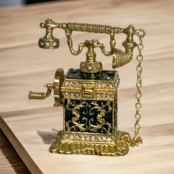 Golden_green Color Metal Decorative | Luxury Heritage Art Piece - Luxury Handcrafted Art Craftihouse Dubai