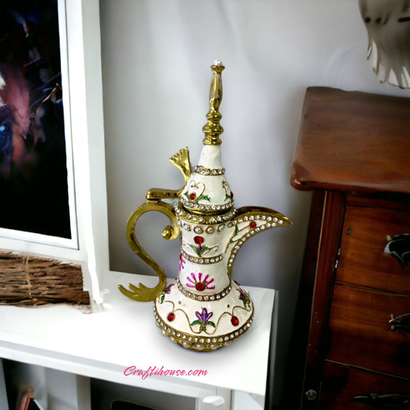 An exclusive Craftihouse unique souvenir gift in the UAE showcasing a luxurious decorative Arabic coffee pot.