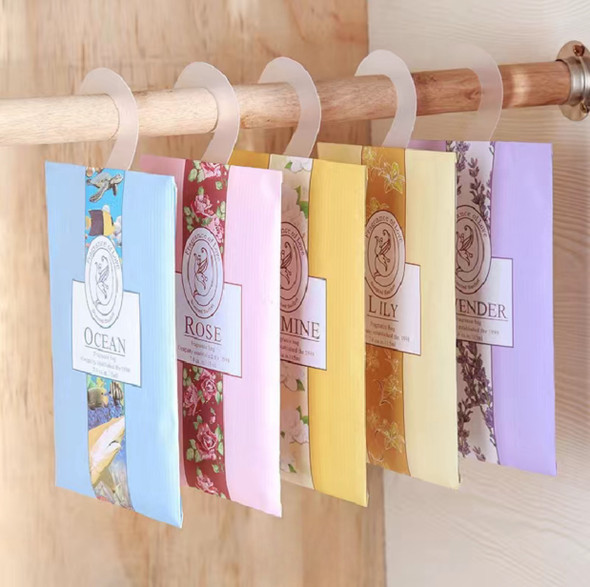 Exclusive Long-lasting Sachet For Wardrobe And Room Heritage Collection Detail