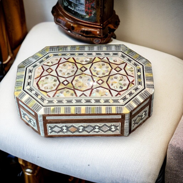 Exquisite Mother Of Pearl Inlaid | Artisan Home Decor Piece | Unique Middle Eastern Art - Luxury Handcrafted Art Craftihouse Dubai
