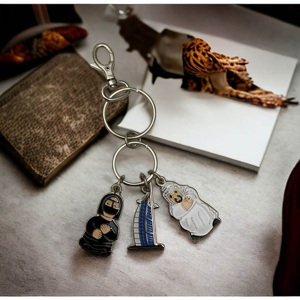 Sheikh And Sheikha Keychain Elegant | Boutique Dubai Souvenir - Luxury Handcrafted Art Craftihouse Dubai