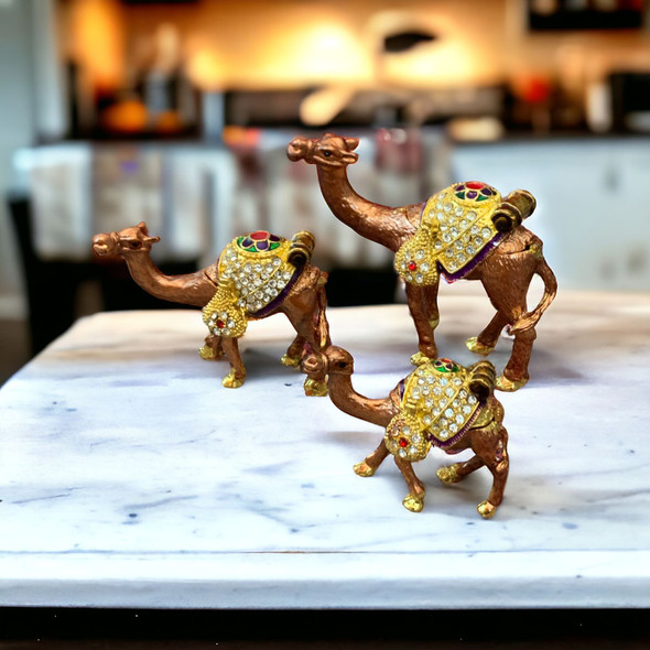 Camel Family Set - 3 | Quirky Arabian Life Quote | Funny Travel Souvenir - Luxury Handcrafted Art Craftihouse Dubai
