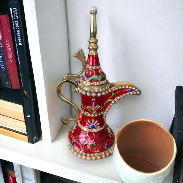 Exclusive Kuwait Coffee Pot Dallah Pot Heritage Collection Detail