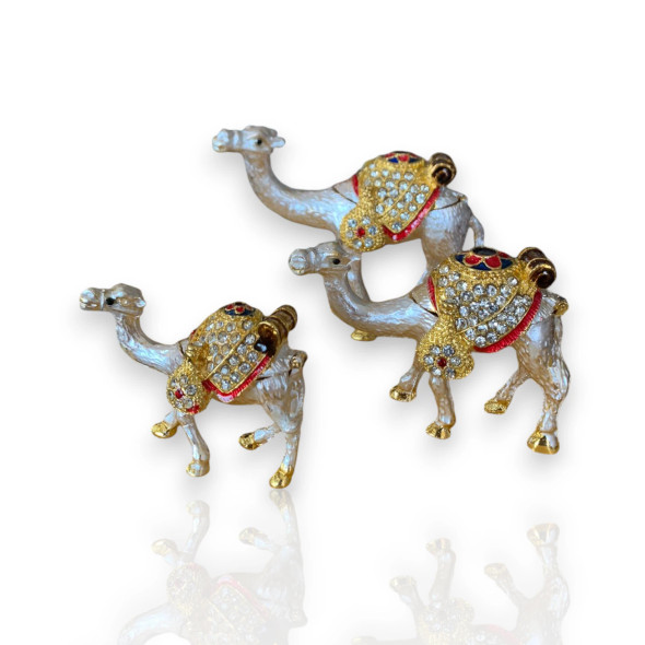 Promotional Camel Family Set - | Whimsical Heritage Saying | Sarcastic Fridge Decor - Luxury Handcrafted Art Craftihouse Dubai
