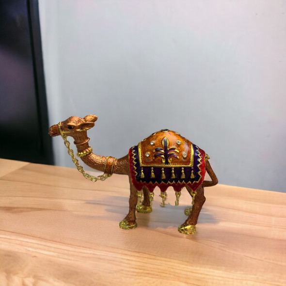Premium Kuwait Camel Statue Stunning Humorous High-Quality Souvenir
