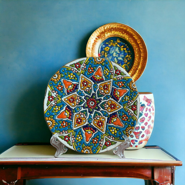 Exclusive Hand-Painted Dubai Promotional Earthenware Plate Heritage Collection Detail