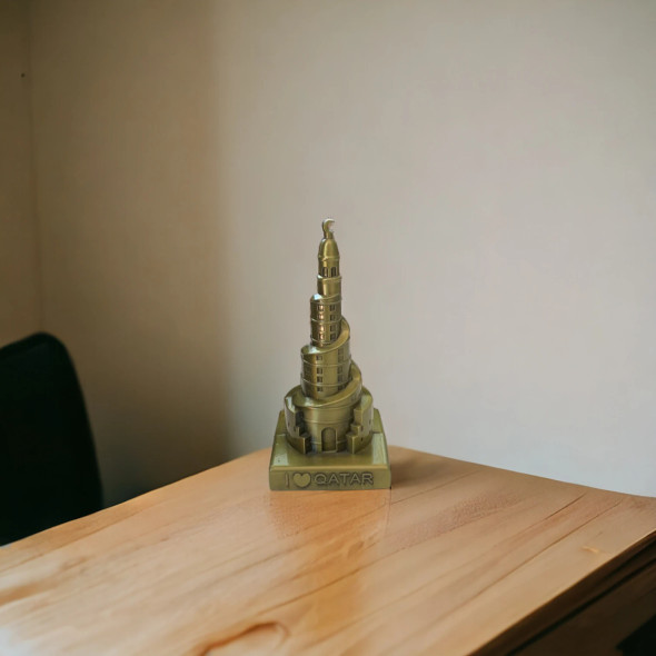 Exclusive I love Qatar Statue ,  Souq Waqif Statue 11 cm  , Gift from Doha , Perfect Qatar Souvenir , Symbol of Qatar's Rich Heritage Heritage Collection Detail