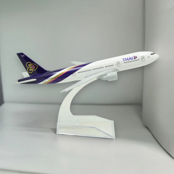 Premium 16cm Thai Airways Boeing 777 Metal Airplane Model High-Quality Design