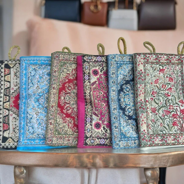 Exclusive Turkish Turkish Kilim Coin Purse Heritage Collection Detail