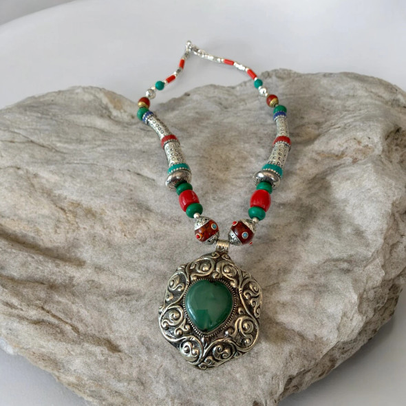 Premium Nepali Beaded Necklace Craftsmanship and Design