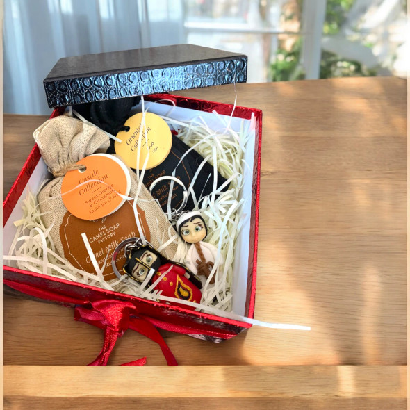 Celebrate Her With A Stunning Hamper | Premium Handcrafted Gift & Cultural Souvenir - Luxury Handcrafted Art Craftihouse Dubai
