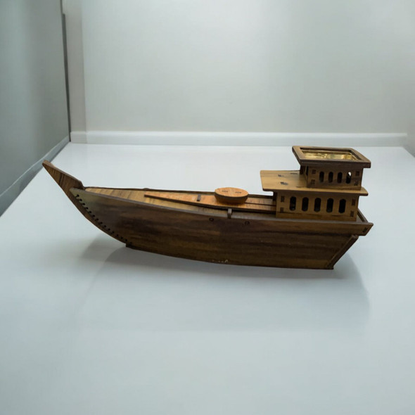 Handcrafted Traditional Arabian Wooden Dhow Model for Home and Gift