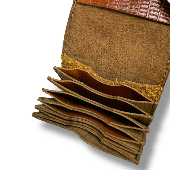Premium Handmade Natural Leather Card Holder Craftsmanship and Design