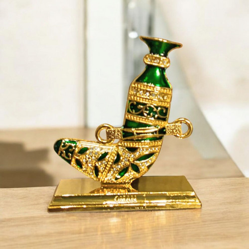 Decorative miniature Omani dagger (Khanjar) for table decor, 11x9.5 cm heritage souvenir