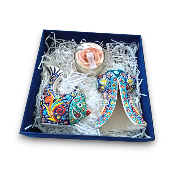 Luxury Luxury Handmade Gift Set Artisan Detail View