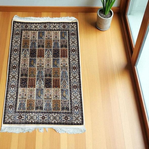 stunning-silk-carpet-120x80-oriental-luxury-floor-mat