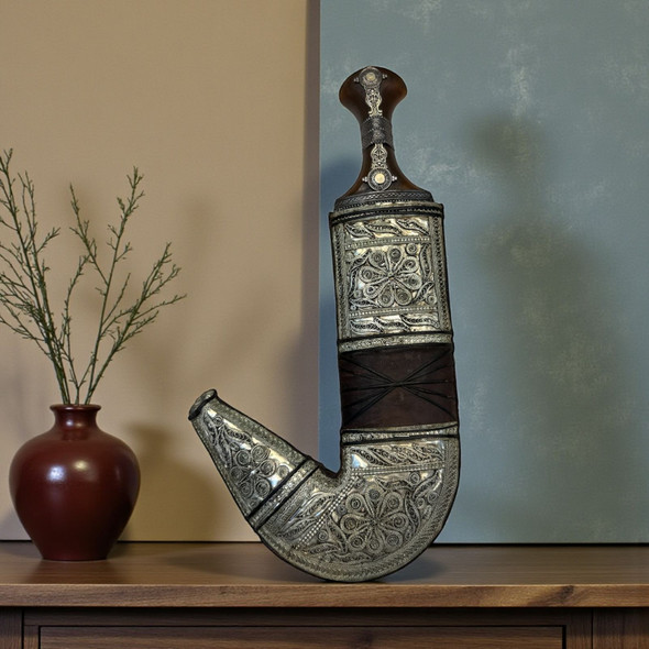 Handmade 35cm Arabian Jambiya Dagger – Heritage Gift from the Arab Peninsula | Authentic Middle Eastern Souvenir - Handcrafted Heritage Souvenir from Craftihouse Dubai