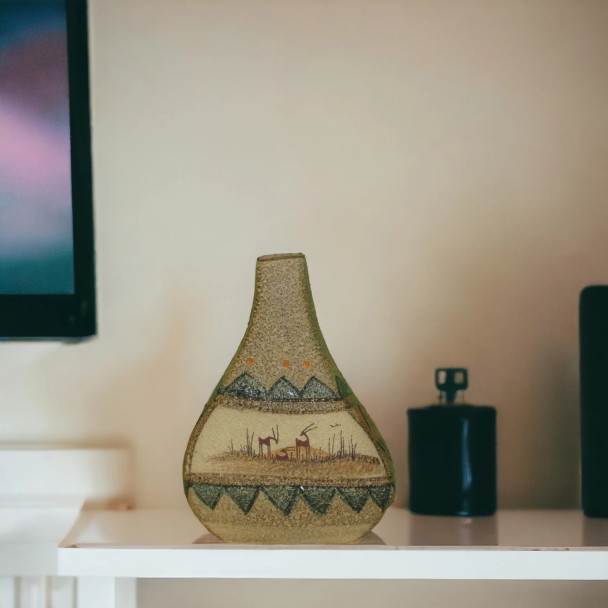 Luxury Handcrafted Graphical High Copy Of Antique Premium Design Showcase