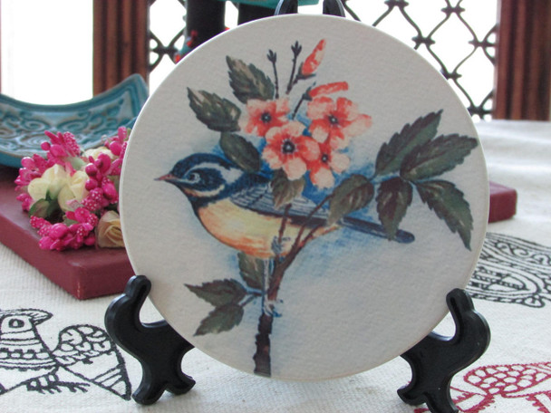 Luxury Uae Handcrafted A Cute Bird Premium Design Showcase