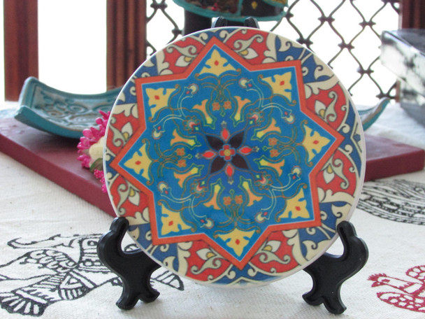 Luxury Uae Handcrafted Red & Blue Premium Design Showcase