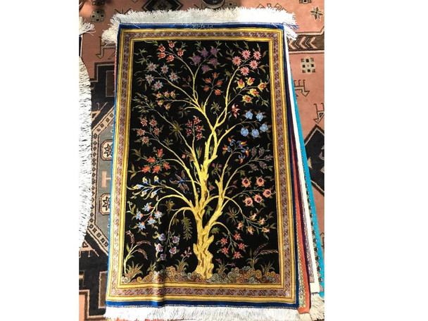 Pure Silk Qom Silk Handmade Handmade 60x90 Cm | Authentic Soft Sajadah | Elegant Muslim Prayer Rug - Luxury Handcrafted Art Craftihouse Dubai