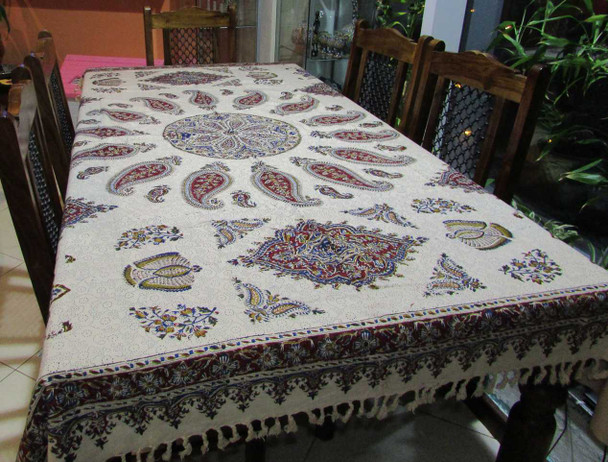 Luxury Uae Tapestry Dinner table cover Premium Design Showcase