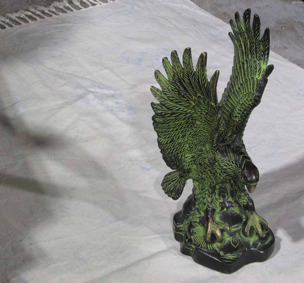 Luxury Falcon Vintage Inspired 25 Cm Metal Falcon Decorative Falcon Statue Dubai Falcon Premium Design Showcase