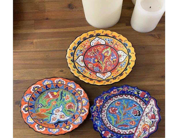 Exclusive Special offer ! Pack of 6 pcs wall hanging Turkish plate , 25 cm , assorted color and design Fine Craftsmanship Detail