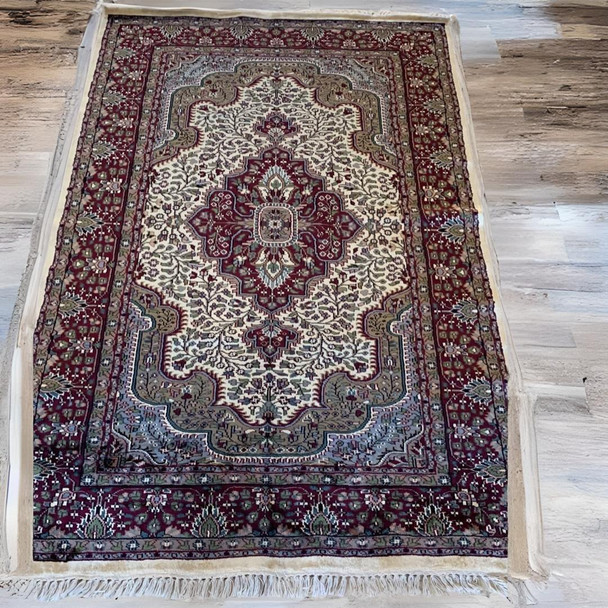 Beautiful Kashmiri Carpet , Handmade Pure Synthetic Silk Carpet 4x6 feet ,gift