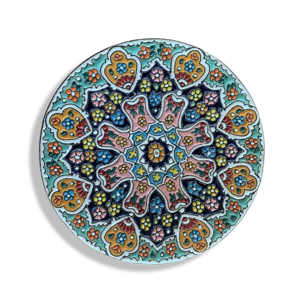 Detailed view of the high-gloss protective finish and the sturdy, hand-finished rim of the 16 cm decorative ceramic hanging plate.