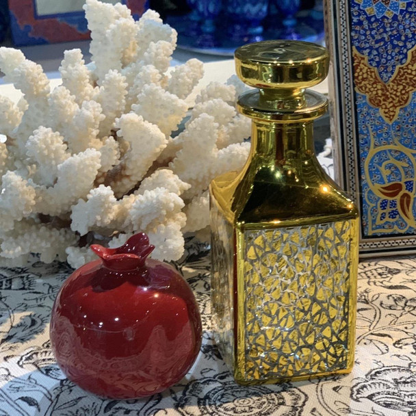 Luxury Perfume bottle , golden color glass perfume bottle Premium Design Showcase