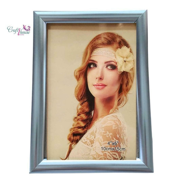 Silver Table photo frame - Ultra-Durable Quality Performance View