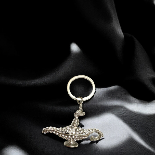 Luxury Magic Lamp Key Chain Aladdin Showcase - Craftihouse Dubai